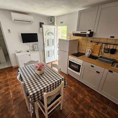 Villa Casablanca Supetar Bagian luar foto