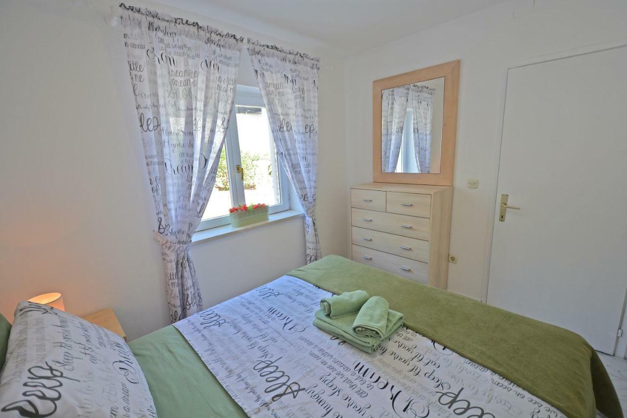 Villa Casablanca Supetar Bagian luar foto