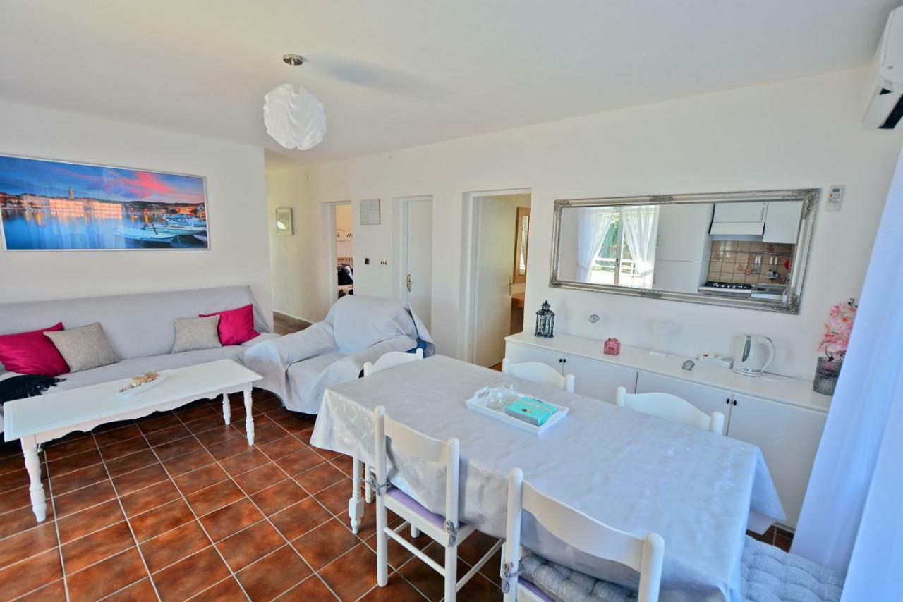 Villa Casablanca Supetar Bagian luar foto